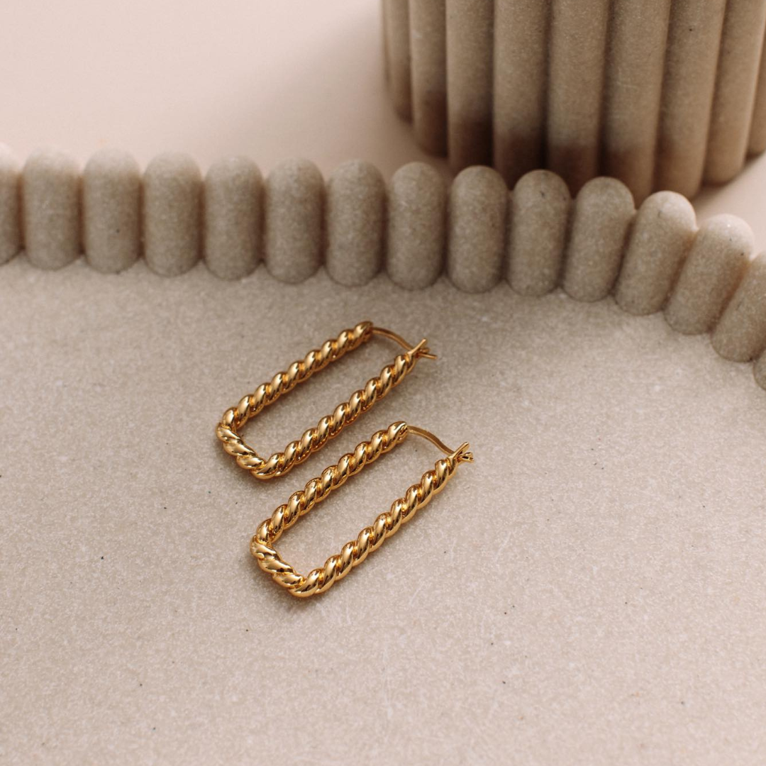 Anisa Twist Earrings