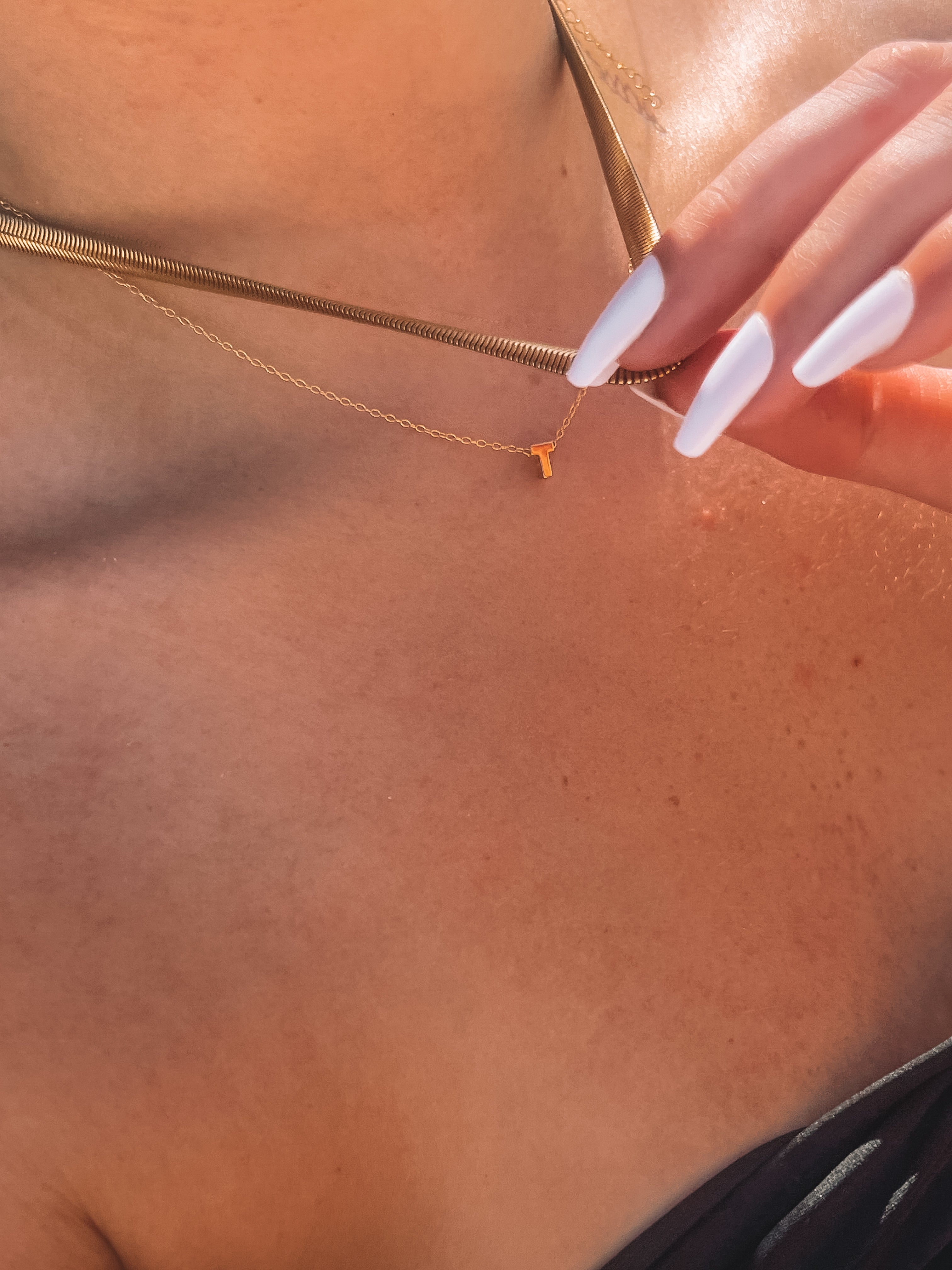 Mini Initial Necklace 18K