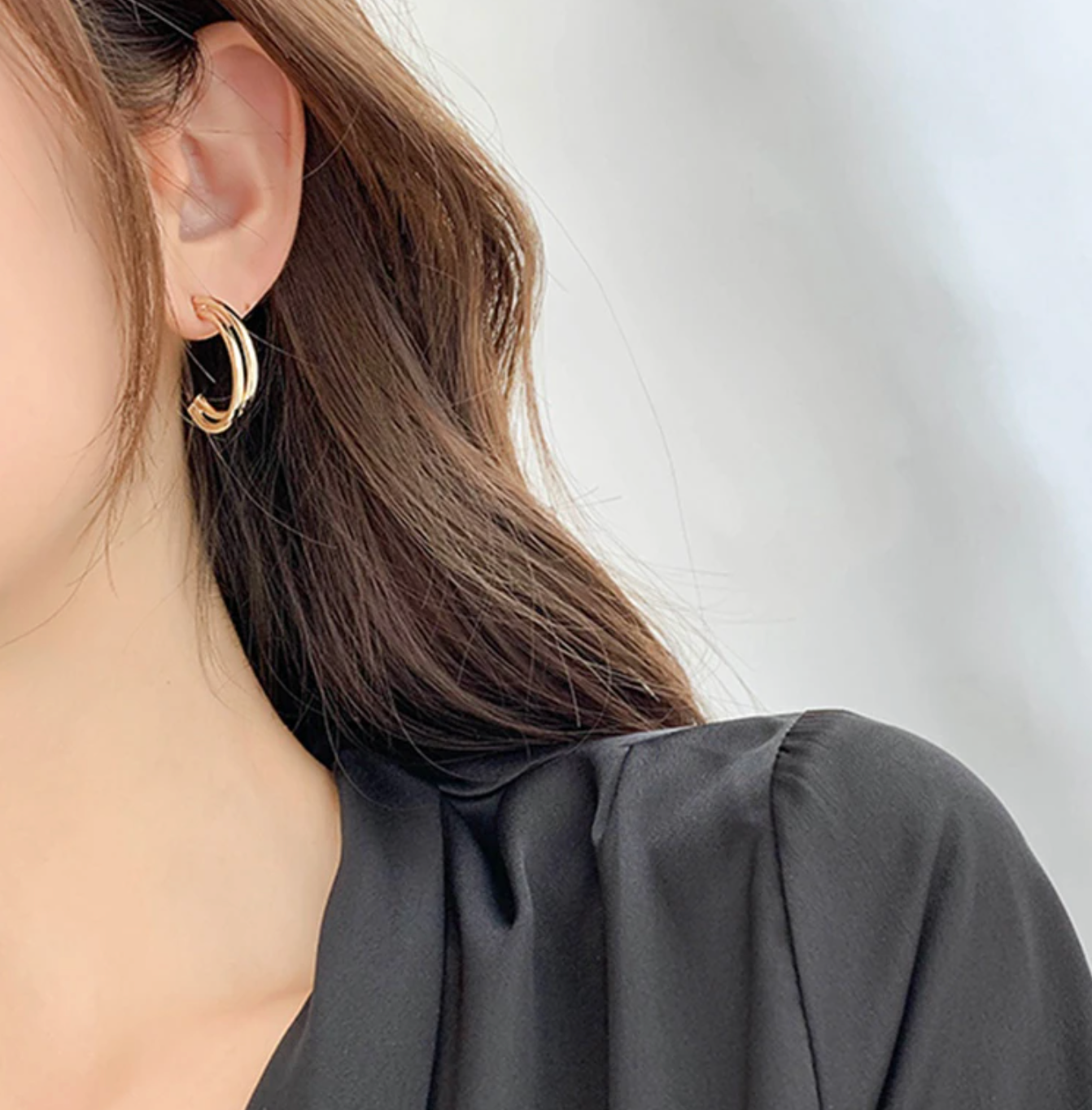 Ari Gold Earrings