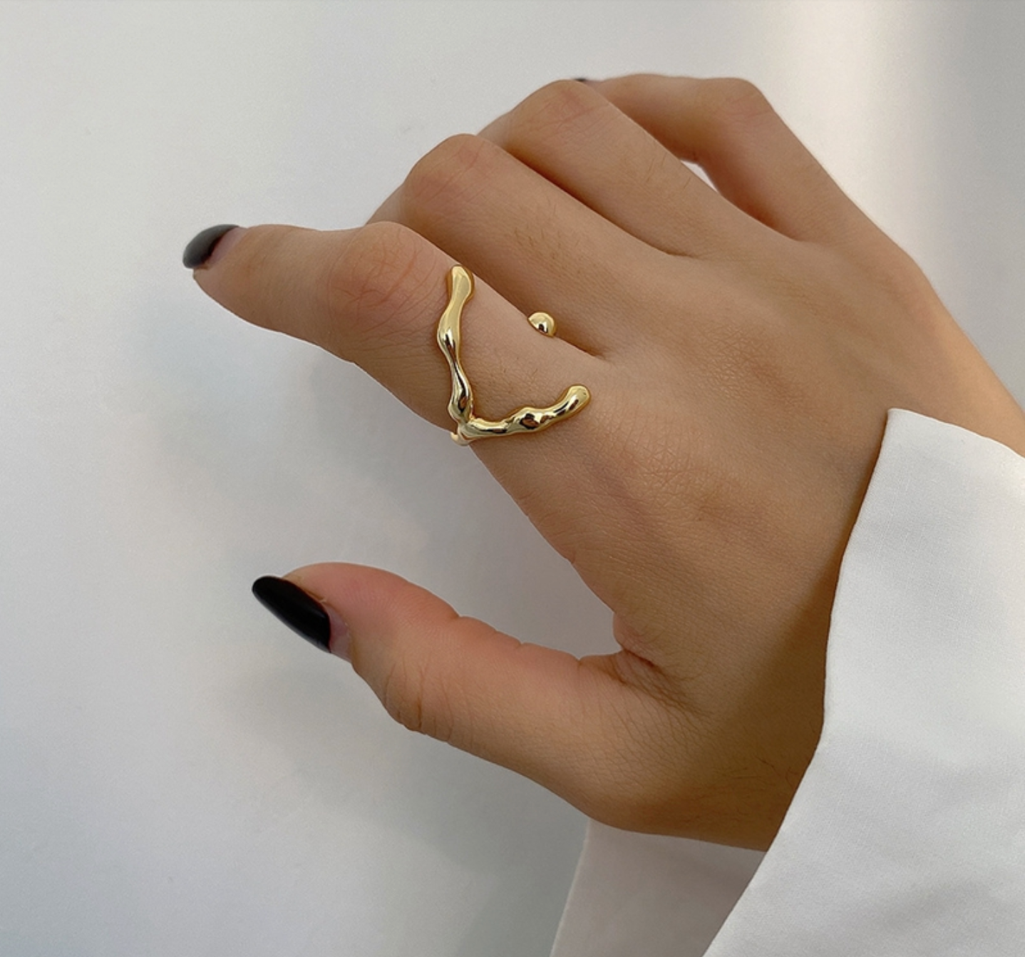 Ameni Ring