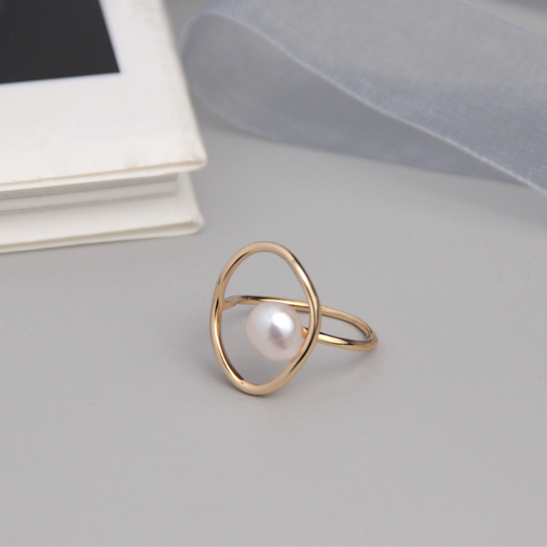 Erin Pearl Ring 18K